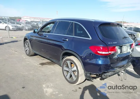 2017 Mercedes-Benz Glc 300 z USA, uszkodzony, nr VIN WDC0G4JBXHF132639